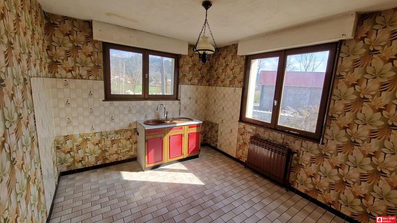 Maison traditionnelle - 98 m² - 5 pièces