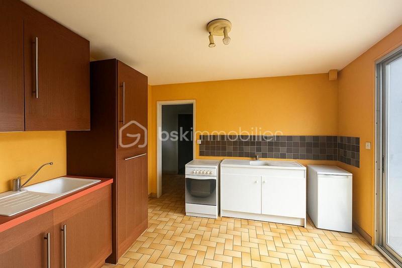 Maison - 158 m² - 8 pièces