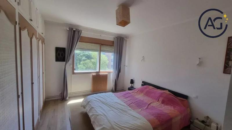 Appartement - 103 m² - 4 pièces