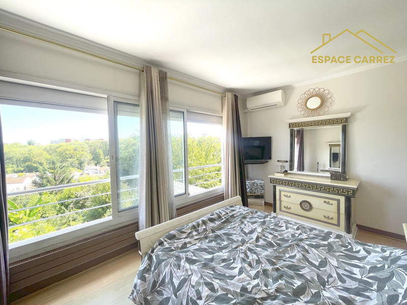 Maison - 200 m² - 5 pièces