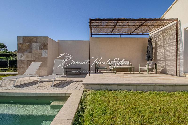 Maison - 180 m² - 7 pièces