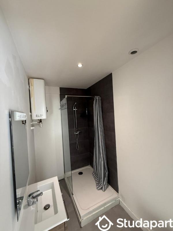 Chambre - 20 m² - 1 pièce