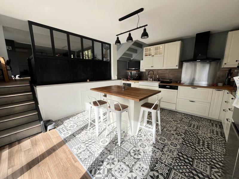 Maison - 165 m² - 5 pièces