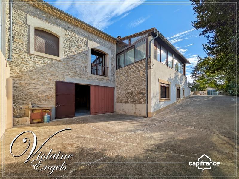 Maison - 217 m² - 7 pièces