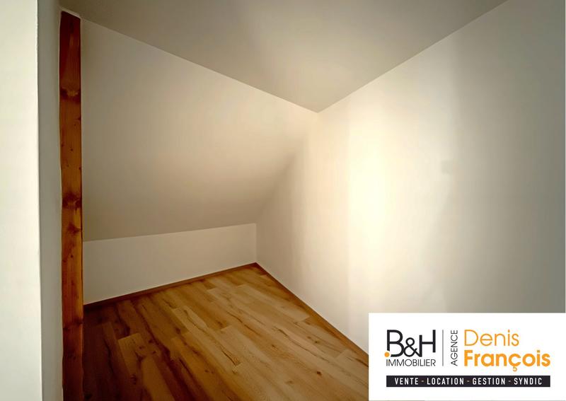 Appartement - 108 m² - 4 pièces