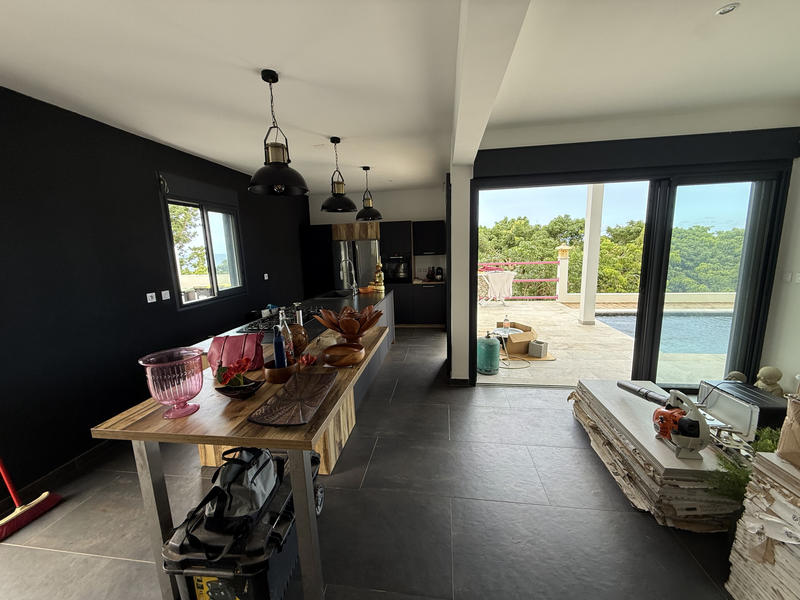 Maison - 146 m² - 5 pièces