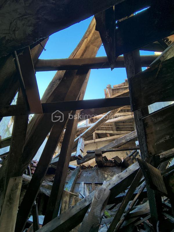 Grange - 250 m² - 5 pièces