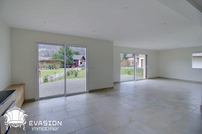 Maison - 156 m² - 6 pièces
