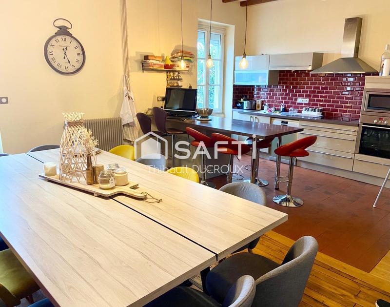 Maison - 157 m² - 6 pièces