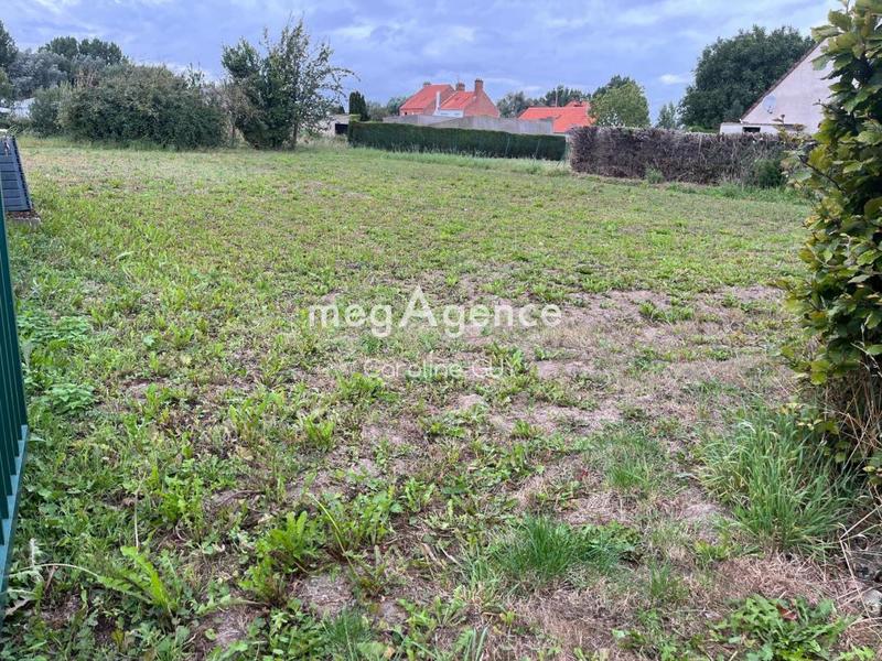 Terrain constructible - 1 000 m²