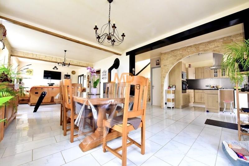 Maison de village - 140 m² - 5 pièces
