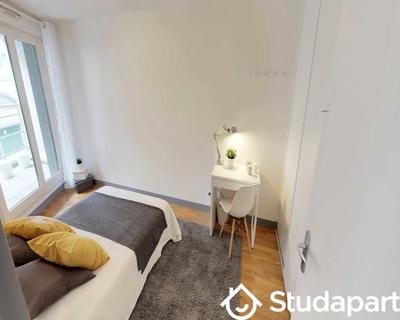 Chambre - 70 m² - 1 pièce