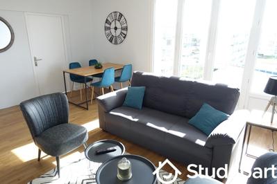 Chambre - 10 m² - 1 pièce