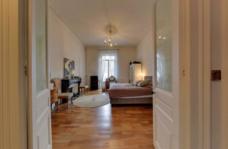 Appartement - 136 m² - 4 pièces