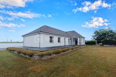 Maison - 140 m² - 6 pièces