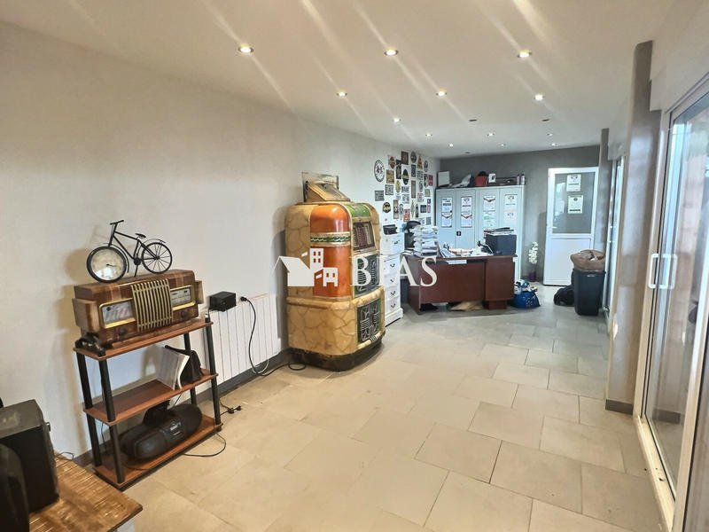 Local commercial - 420 m²