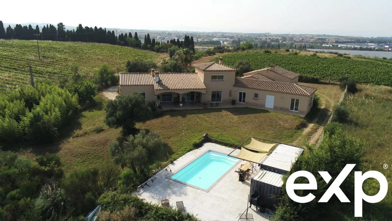 Villa - 240 m² - 6 pièces
