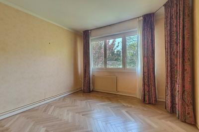 Maison - 151 m² - 6 pièces