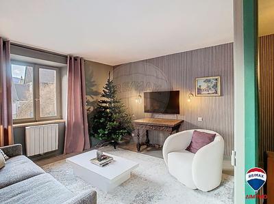 Immeuble - 156 m² - 7 pièces