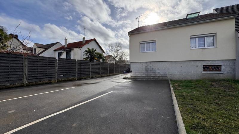 Maison - 148 m² - 5 pièces