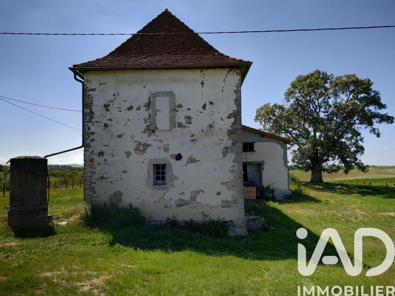 Maison de campagne - 360 m² - 2 pièces