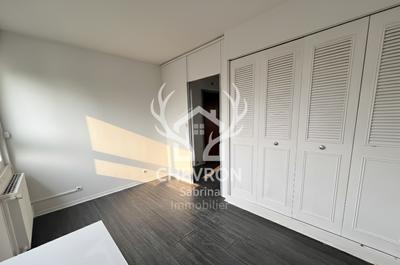 Appartement - 81 m² - 4 pièces