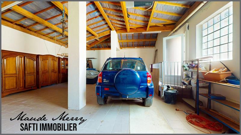 Maison - 160 m² - 7 pièces