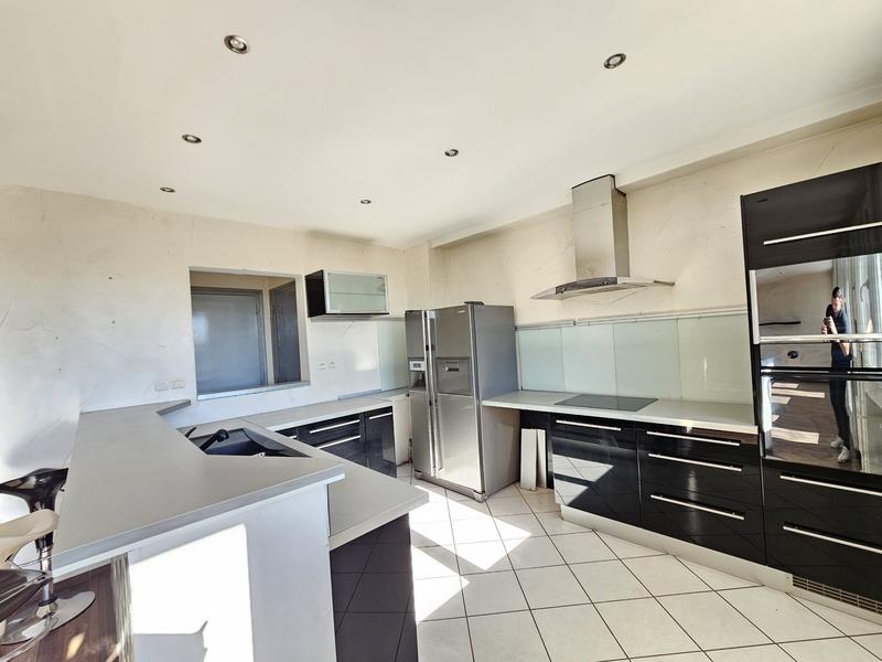 Appartement - 86 m² - 3 pièces