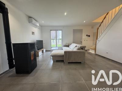 Maison - 93 m² - 4 pièces