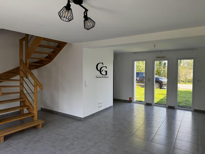 Maison - 80 m² - 4 pièces