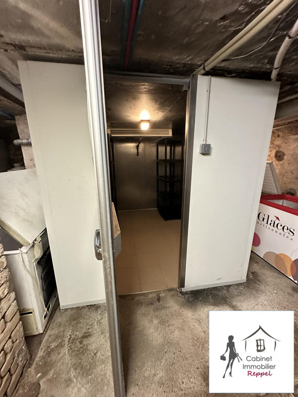 Local commercial - 230 m²