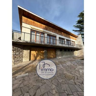 Maison ancienne - 200 m² - 5 pièces