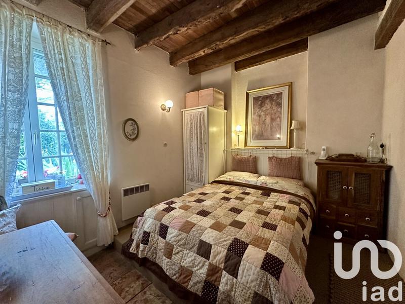 Maison - 218 m² - 11 pièces