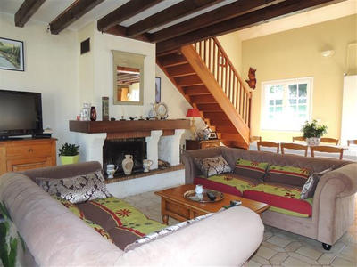 Maison - 138 m² - 5 pièces