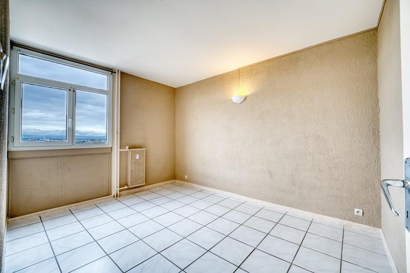 Appartement - 81 m² - 4 pièces