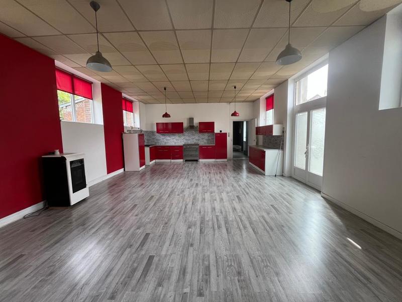 Maison - 176 m² - 5 pièces