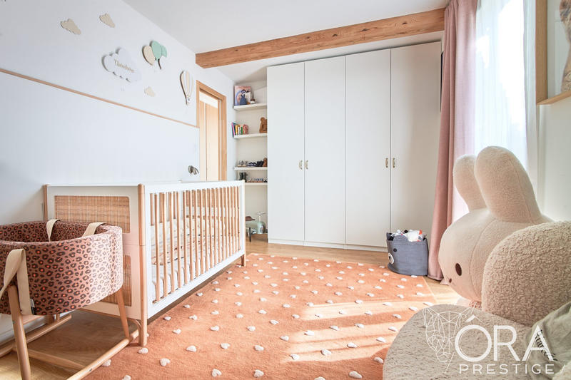 Maison contemporaine - 208 m² - 8 pièces