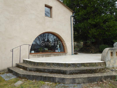 Propriété - 330 m² - 15 pièces