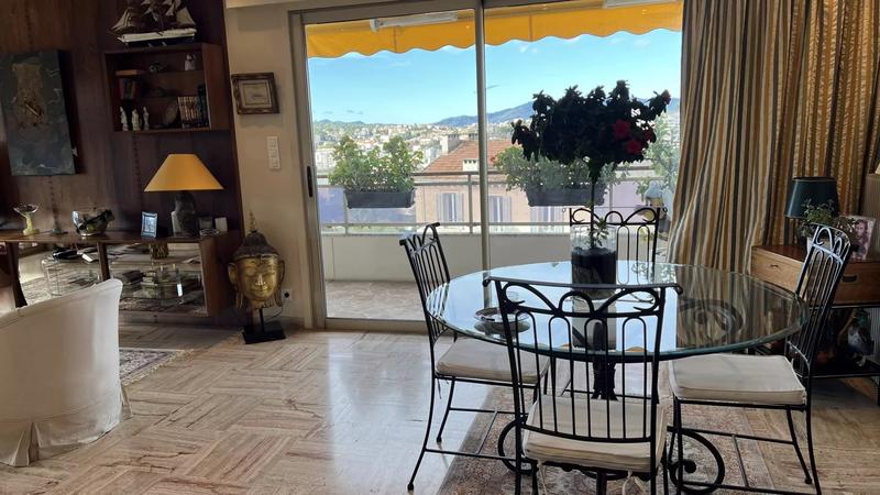 Appartement - 84 m² - 3 pièces