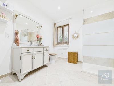 Maison traditionnelle - 105 m² - 5 pièces