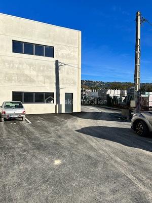 Bureau - 100 m² - 1 pièce