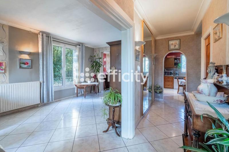 Pavillon - 130 m² - 6 pièces