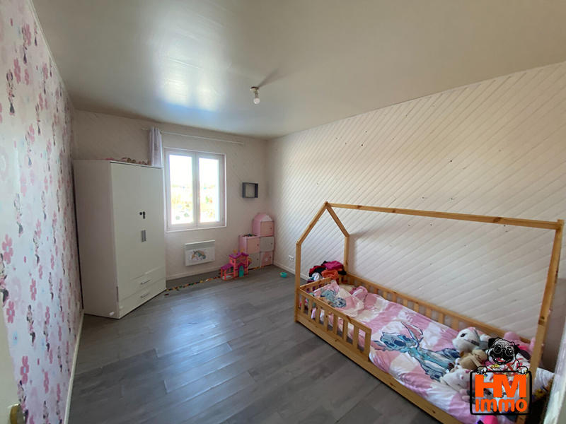 Maison - 240 m² - 7 pièces