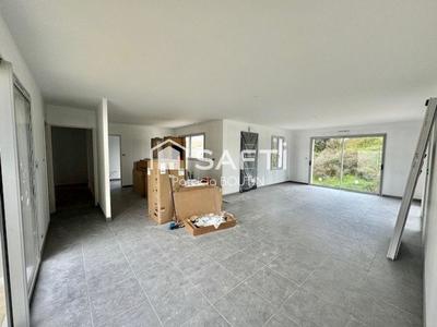 Maison - 121 m² - 4 pièces