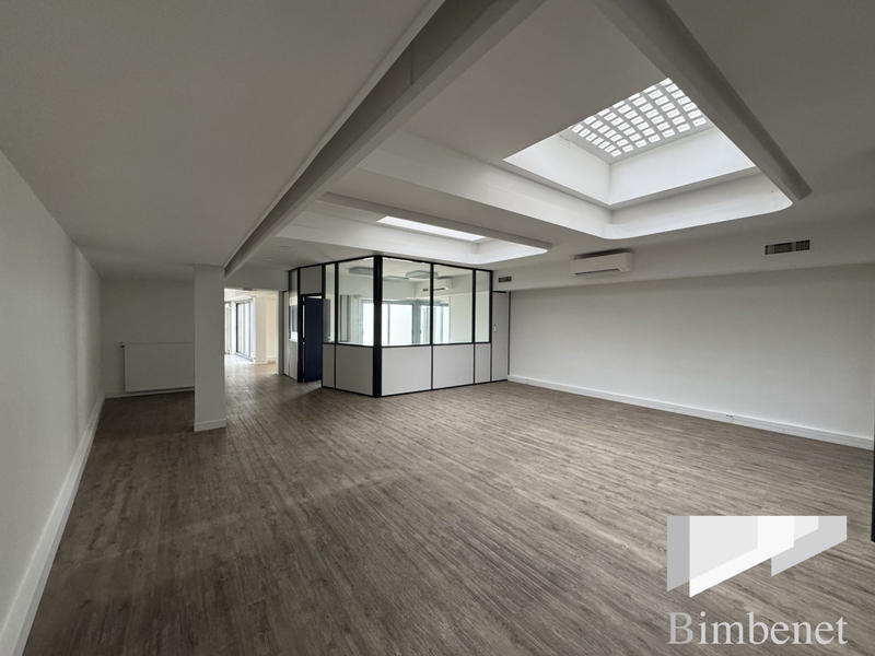 Local d'activités - 260 m²