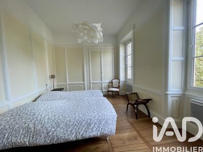 Appartement - 170 m² - 6 pièces