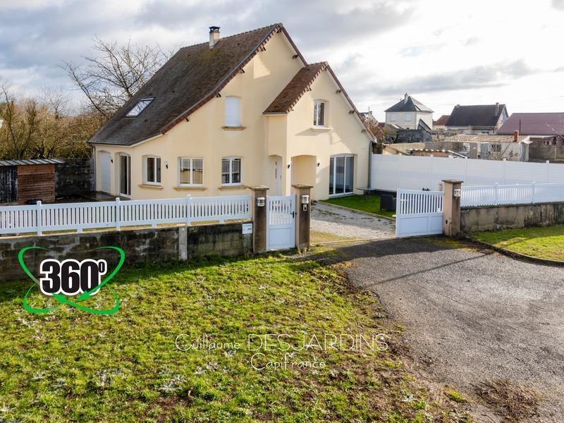 Maison - 150 m² - 6 pièces