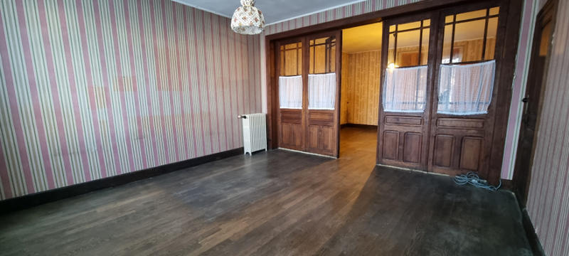 Maison - 205 m² - 8 pièces