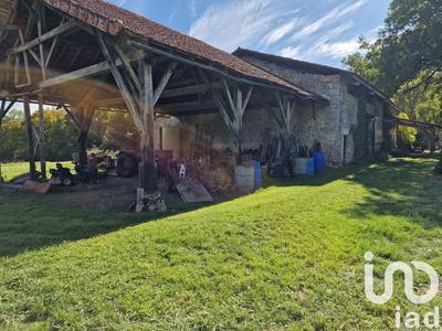 Maison - 214 m² - 6 pièces