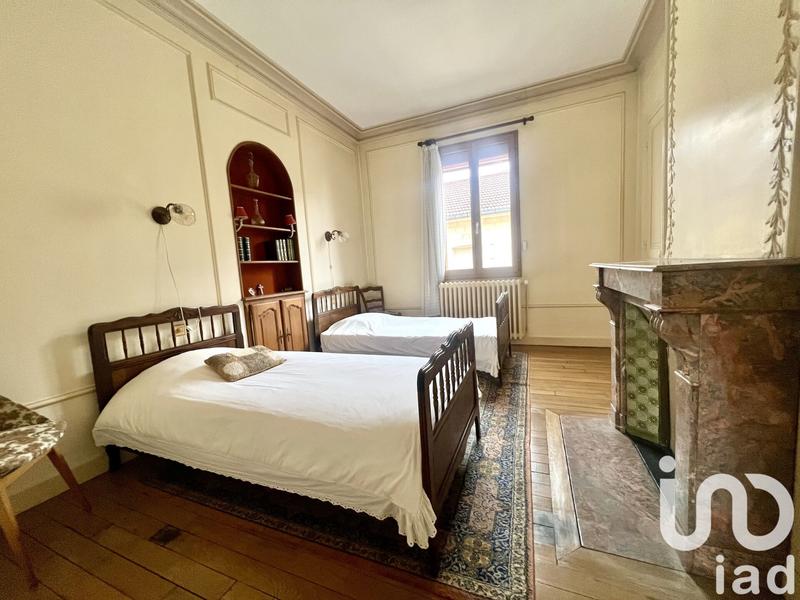 Maison de ville - 191 m² - 7 pièces